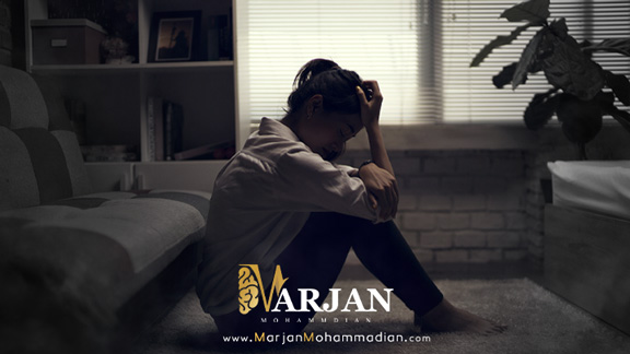 افسردگی، درمان افسردگی، افسردگی چیست، افسردگی حاد، افسردگی خفیف، از کجا بفهمیم افسرده ایم، دکتر مرجان محمدیان